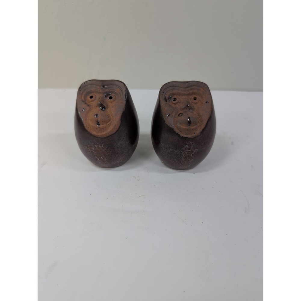 Vintage UCTCI Japan Stoneware Pottery Monkey Ape Salt & Pepper Shakers
